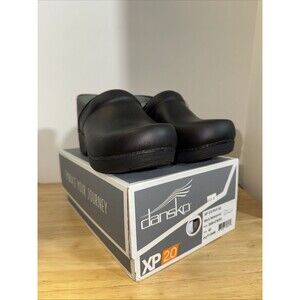 Dansko XP 2.0 Women's Clogs, Black Waterproof Sz 40 US 9.5-10 New